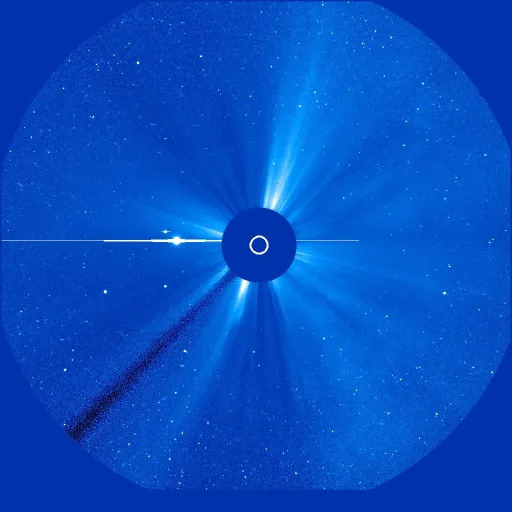 Дальняя корона Солнца