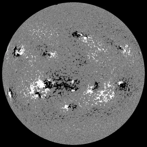 Solar Magnetic Fields