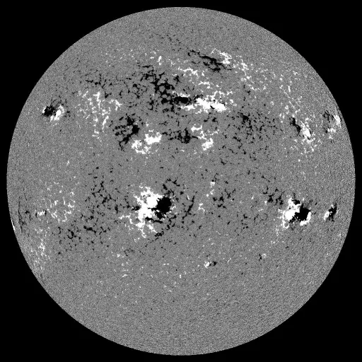 Solar Magnetic Fields
