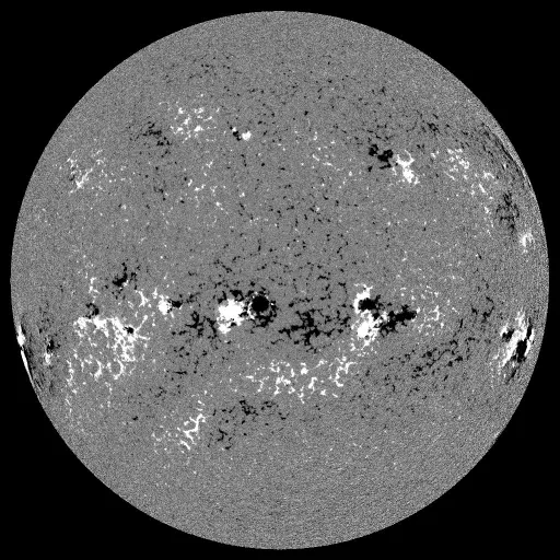 Solar Magnetic Fields