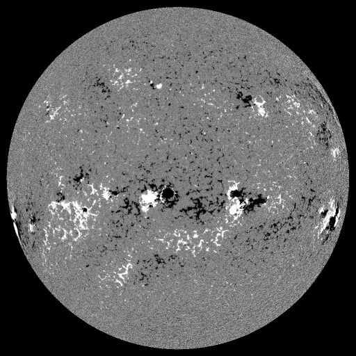 Solar Magnetic Fields