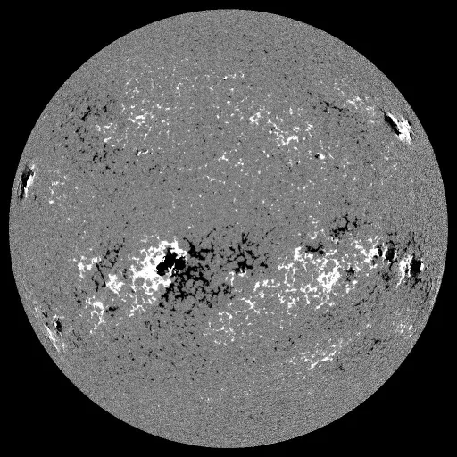 Solar Magnetic Fields