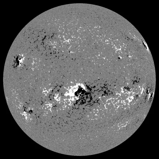 Solar Magnetic Fields