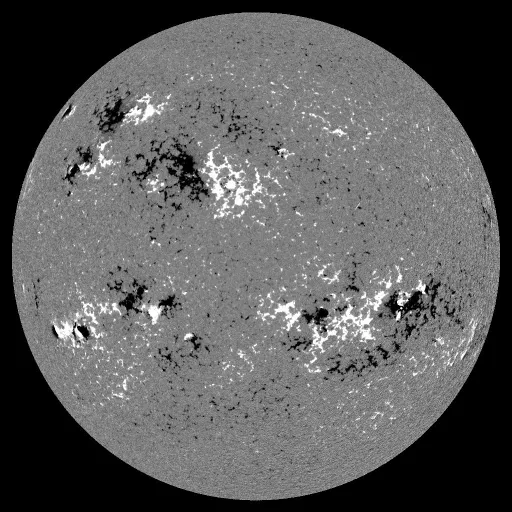 Solar Magnetic Fields