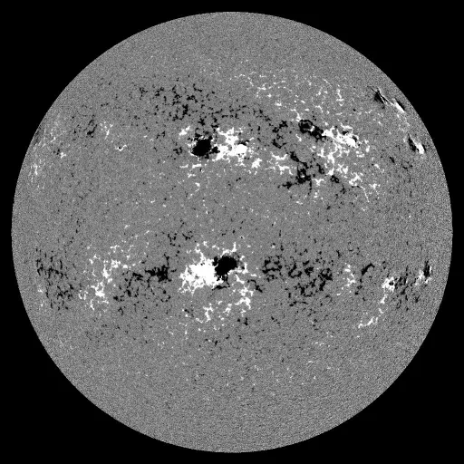 Solar Magnetic Fields