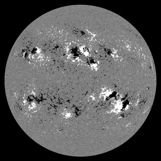 Solar Magnetic Fields