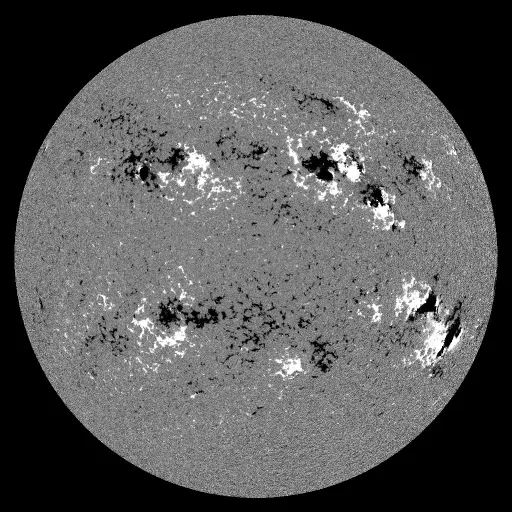 Solar Magnetic Fields