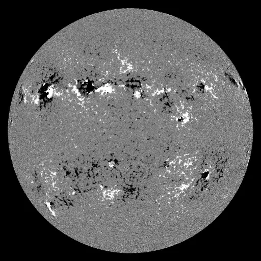 Solar Magnetic Fields