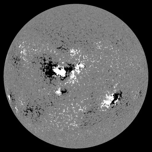 Solar Magnetic Fields