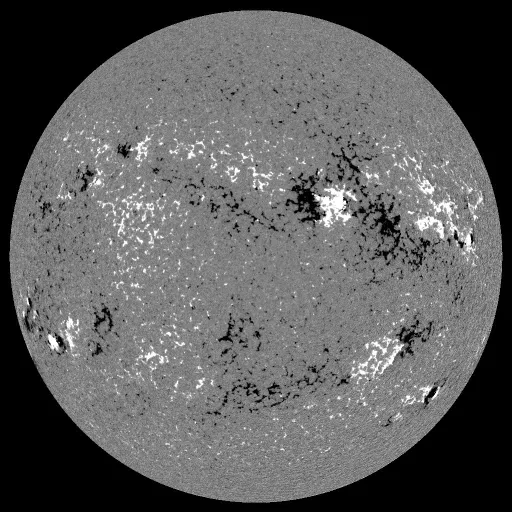 Solar Magnetic Fields