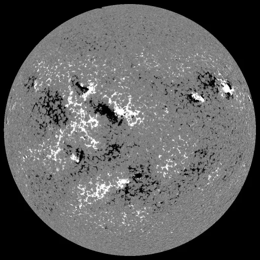 Solar Magnetic Fields