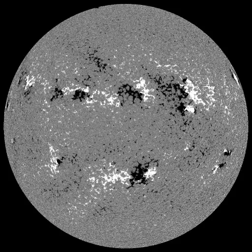 Solar Magnetic Fields