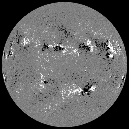 Solar Magnetic Fields