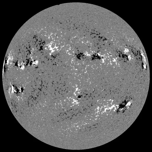 Solar Magnetic Fields