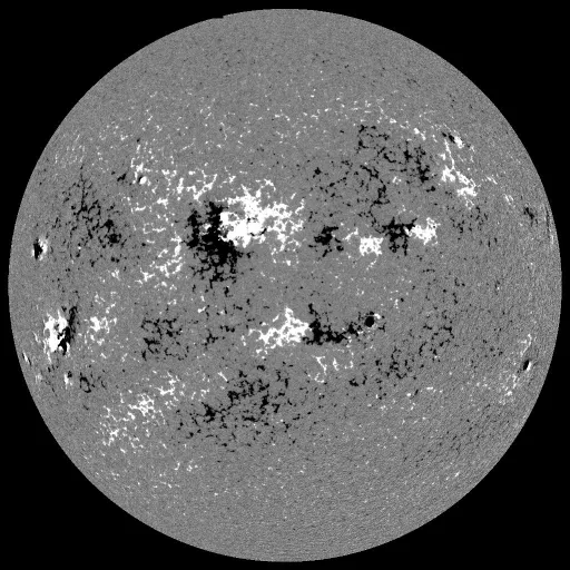 Solar Magnetic Fields