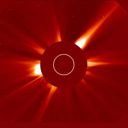 Ближняя корона Солнца