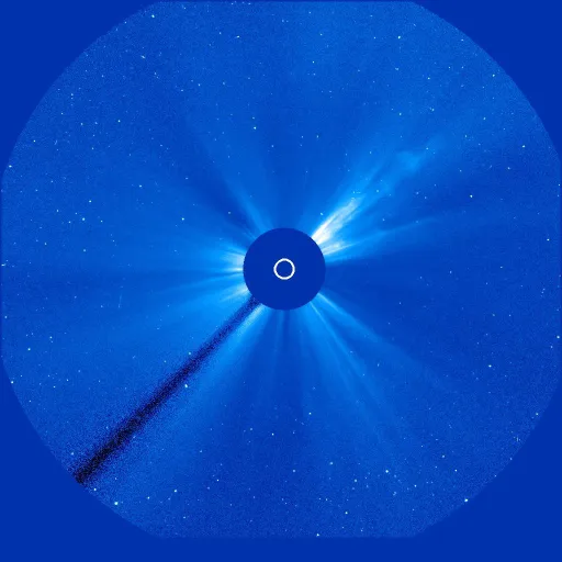 Дальняя корона Солнца