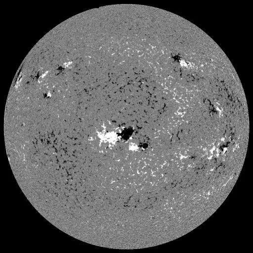 Solar Magnetic Fields