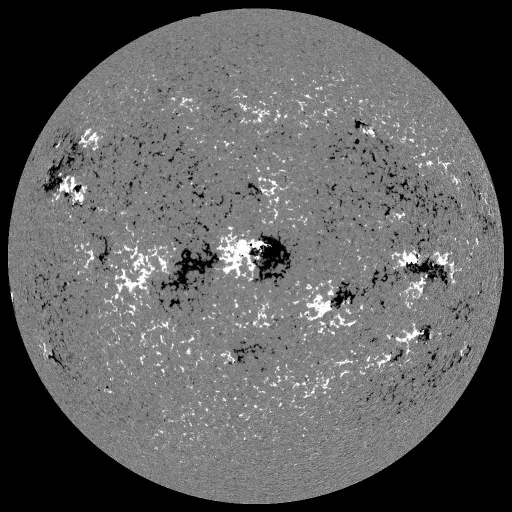 Solar Magnetic Fields