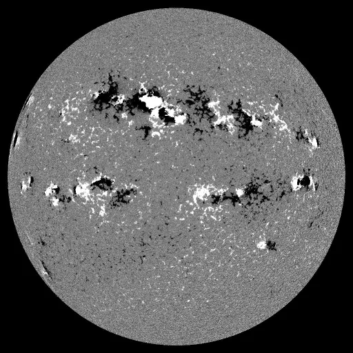 Solar Magnetic Fields