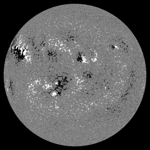Solar Magnetic Fields