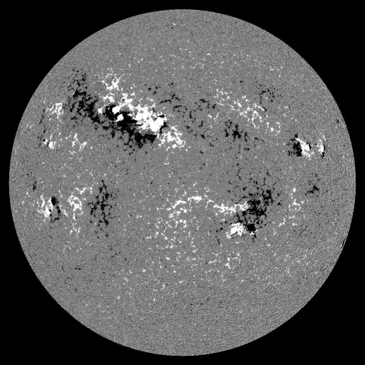 Solar Magnetic Fields