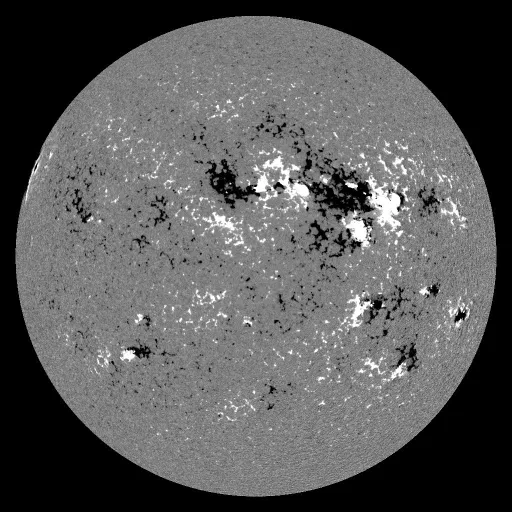 Solar Magnetic Fields