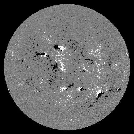 Solar Magnetic Fields