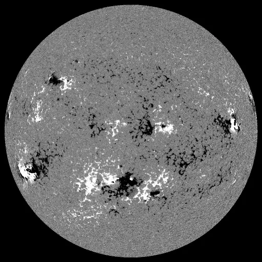 Solar Magnetic Fields