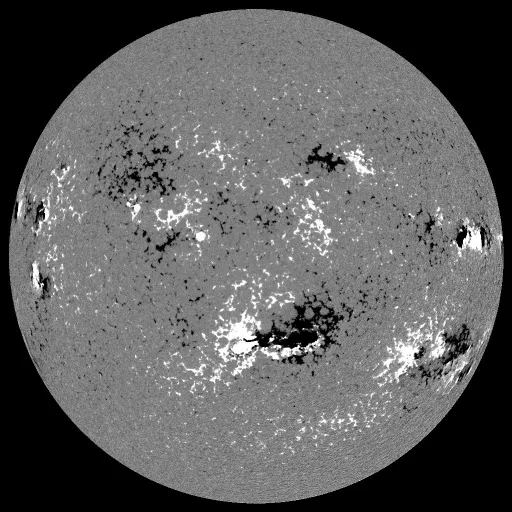 Solar Magnetic Fields