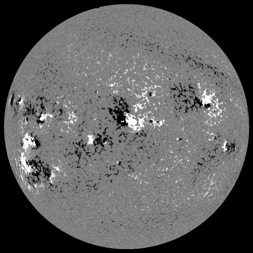 Solar Magnetic Fields