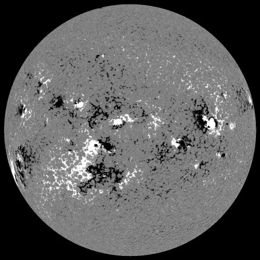 Solar Magnetic Fields