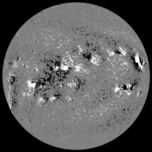 Solar Magnetic Fields
