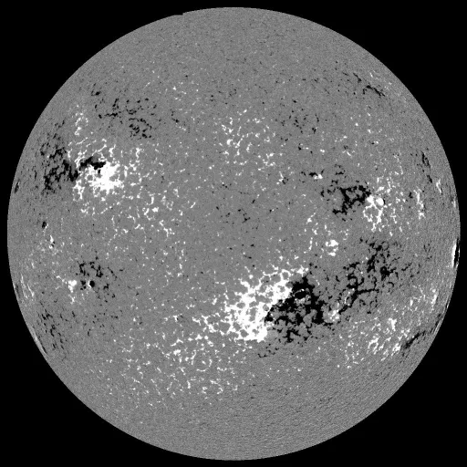 Solar Magnetic Fields