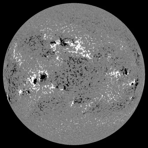 Solar Magnetic Fields