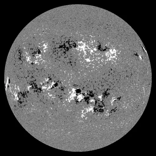 Solar Magnetic Fields