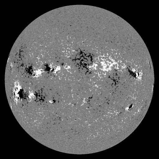 Solar Magnetic Fields