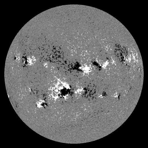 Solar Magnetic Fields