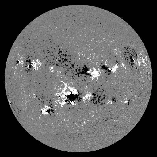 Solar Magnetic Fields
