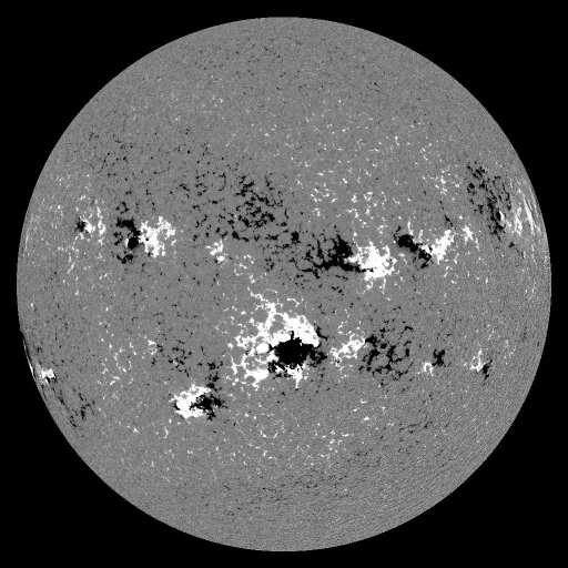 Solar Magnetic Fields