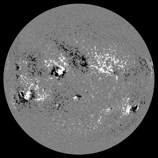 Solar Magnetic Fields
