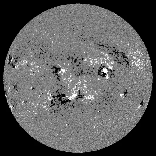 Solar Magnetic Fields