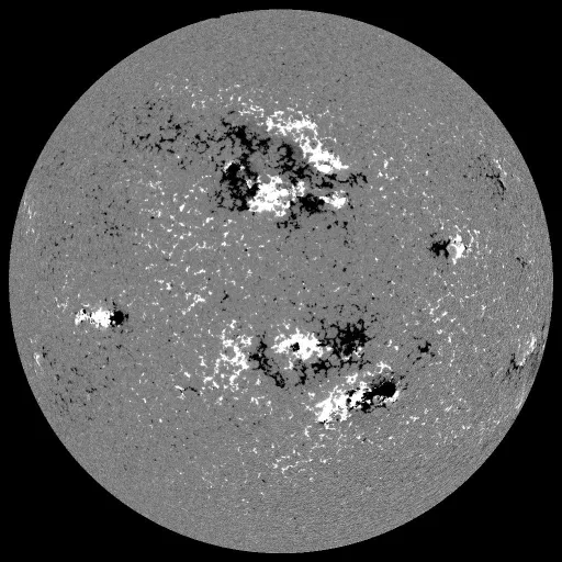 Solar Magnetic Fields