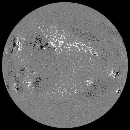 Solar Magnetic Fields