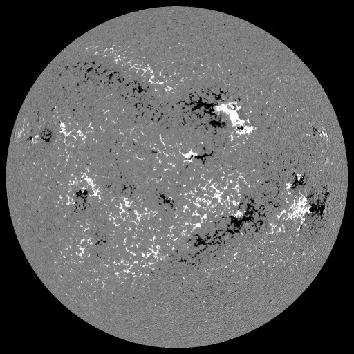 Solar Magnetic Fields