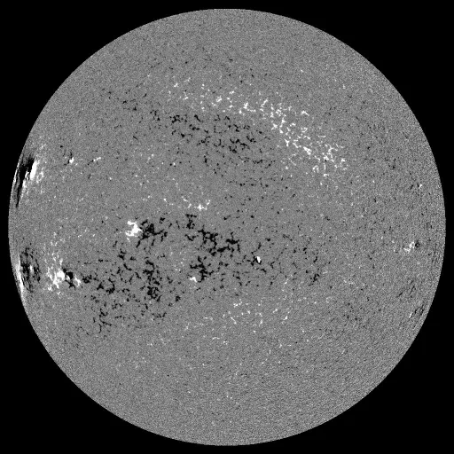Solar Magnetic Fields