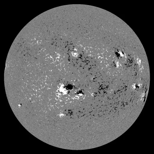 Solar Magnetic Fields