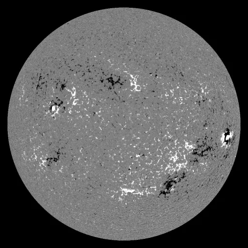 Solar Magnetic Fields