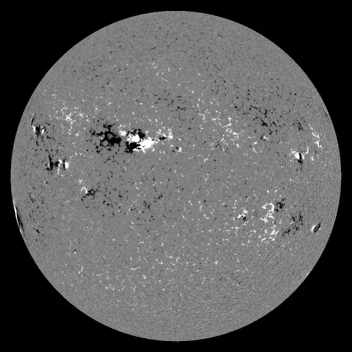 Solar Magnetic Fields