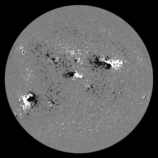 Solar Magnetic Fields
